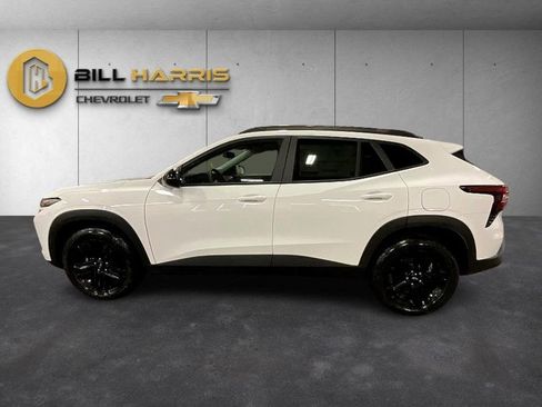 New 2026 Chevrolet Trax ACTIV w/ Sunroof Package image 13