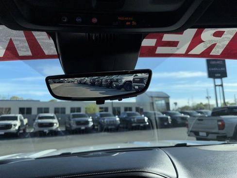 Used 2023 GMC Yukon XL Denali Ultimate image 27