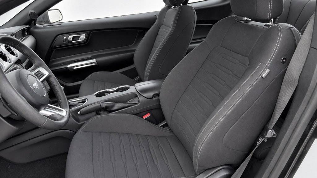 Used 2015 Ford Mustang Coupe RWD image 11