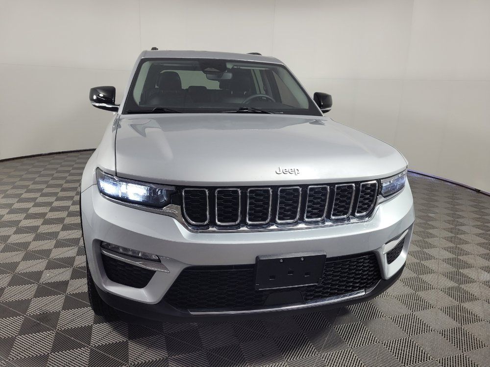 Used 2023 Jeep Grand Cherokee Limited AWD/4WD image 14
