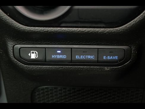 Used 2023 Jeep Wrangler Unlimited w/ Convenience Group AWD/4WD image 25
