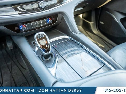 Used 2018 Buick Enclave Premium image 14