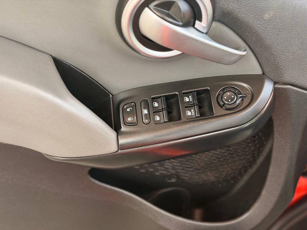 Used 2016 FIAT 500X Pop FWD image 11