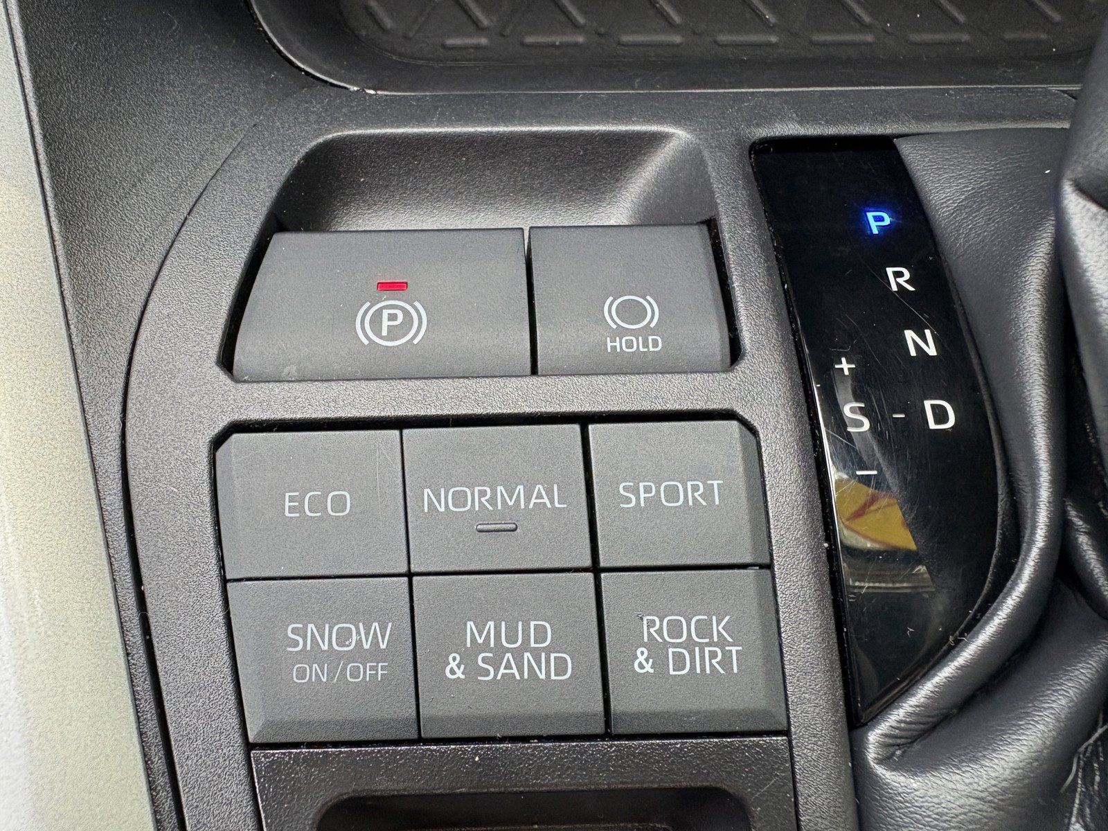 Used 2024 Toyota RAV4 XLE Premium w/ Weather Package AWD/4WD image 34