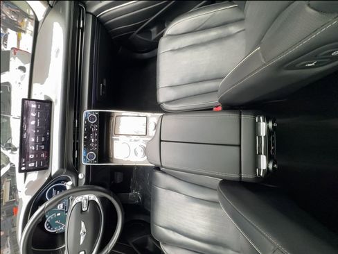 Used 2022 Genesis GV80 2.5T w/ Prestige Package 04 AWD/4WD image 39