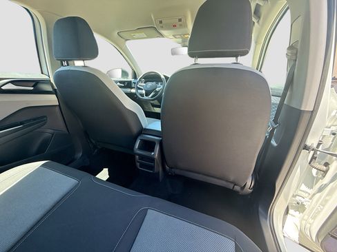 Used 2022 Volkswagen Taos S w/ IQ Drive S Package image 28