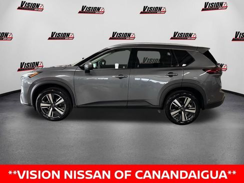 Certified 2026 Nissan Rogue SL AWD/4WD image 9