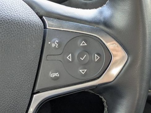 Used 2023 Chevrolet Traverse Premier w/ Redline Edition FWD image 40