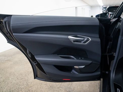 Used 2022 Audi e-tron GT Prestige w/ Prestige Package image 19