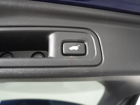 Used 2017 Honda Pilot Elite image 41
