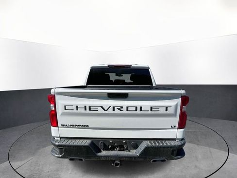 Used 2022 Chevrolet Silverado 1500 LT Trail Boss w/ LPO, Dark Essentials Package AWD/4WD image 6