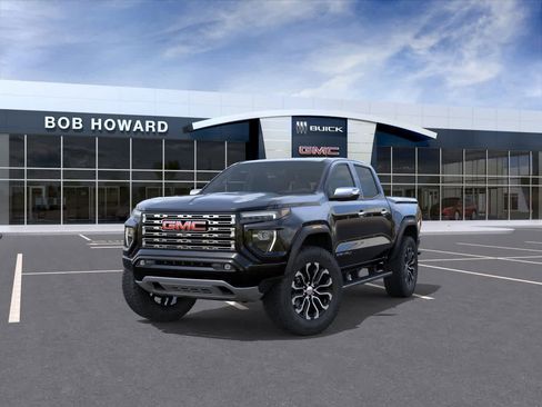 New 2026 GMC Canyon Denali image 8