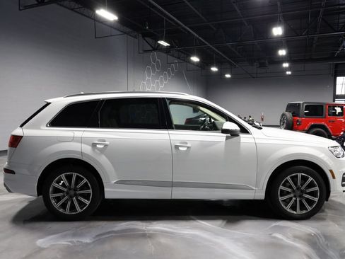 Used 2017 Audi Q7 3.0T Premium Plus AWD/4WD image 8