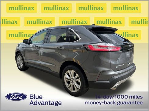 Used 2023 Ford Edge Titanium AWD/4WD image 3