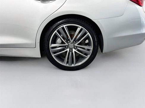 Used 2015 INFINITI Q50 w/ Deluxe Touring Package RWD image 12