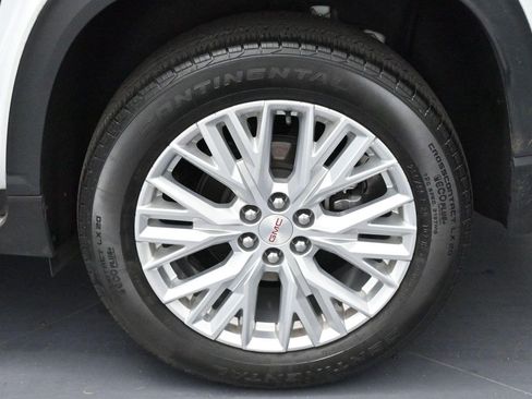 Used 2024 GMC Acadia Elevation w/ Luxury Package FWD image 38