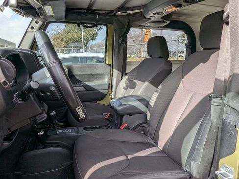 Used 2013 Jeep Wrangler Sport image 10