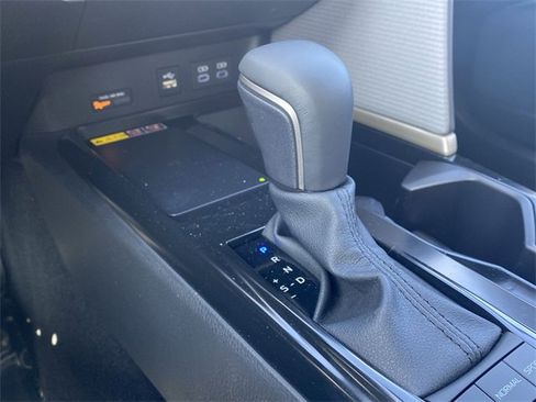 New 2025 Toyota Camry SE image 19