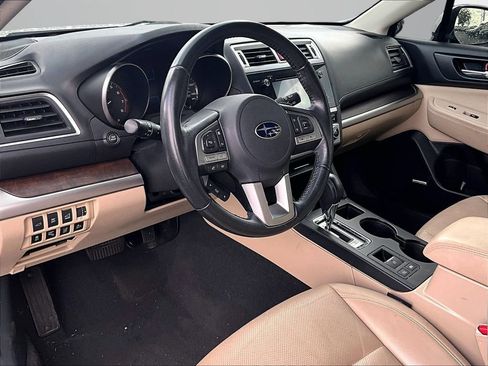 Used 2017 Subaru Outback 2.5i Limited AWD/4WD image 14