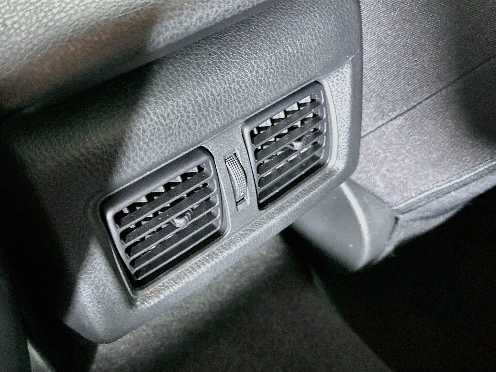 Used 2025 Toyota Camry LE FWD image 27