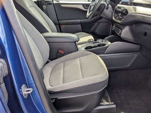 Used 2022 Ford Escape SE image 23
