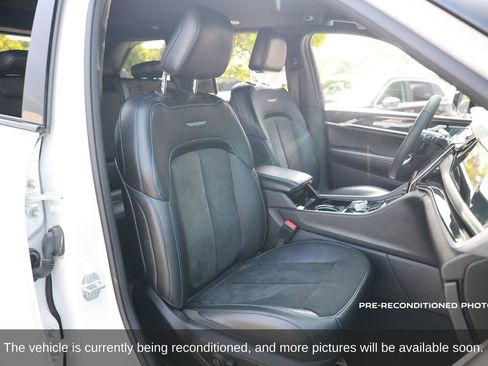 Used 2022 Jeep Grand Cherokee Trailhawk w/ Advanced Protech Group II image 15