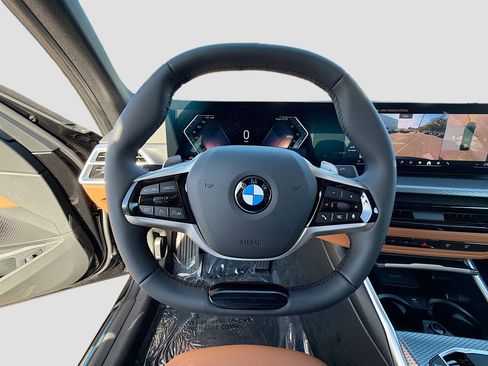 New 2026 BMW 330i Sedan w/ Convenience Package image 40
