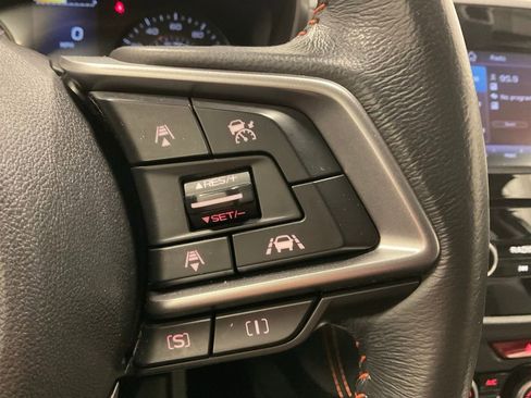 Used 2020 Subaru Crosstrek 2.0i Premium w/ Moonroof Package 2 image 16