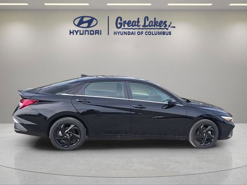 New 2026 Hyundai Elantra SEL Sport Premium FWD image 6