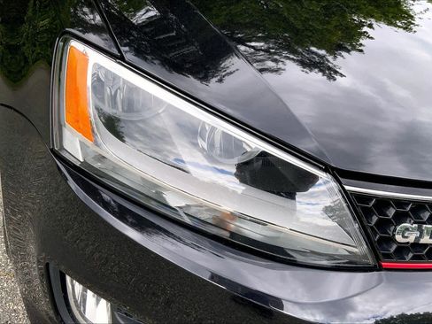 Used 2015 Volkswagen Jetta GLI SE FWD image 27