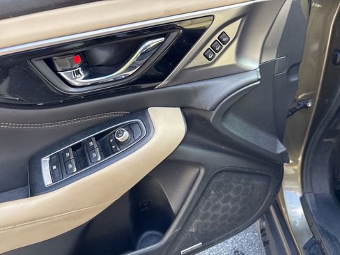 Used 2020 Subaru Outback Limited image 11
