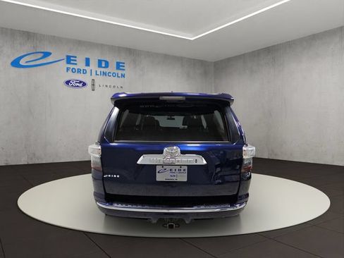 Used 2015 Toyota 4Runner Limited AWD/4WD image 8
