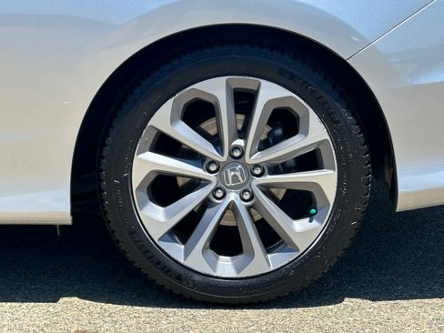 Used 2015 Honda Accord EX-L image 29