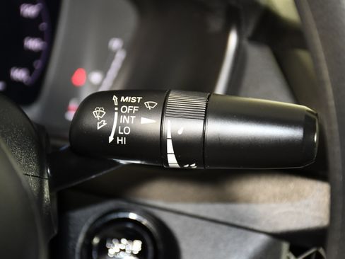 Certified 2025 Honda Accord LX image 23
