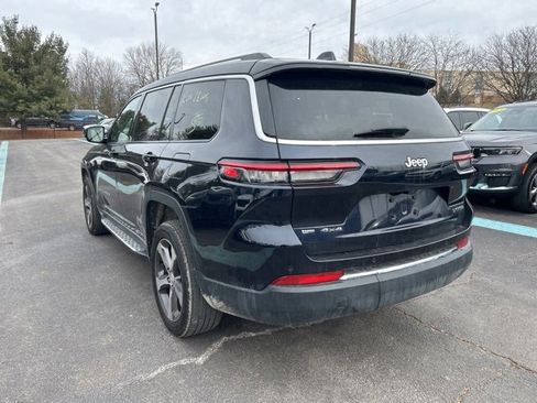 Used 2023 Jeep Grand Cherokee L Limited image 3