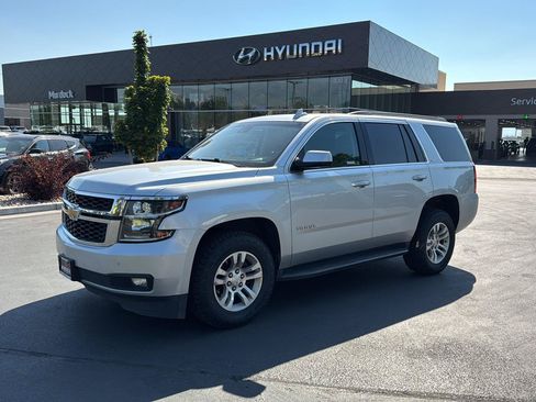 Used 2018 Chevrolet Tahoe LT AWD/4WD image 12