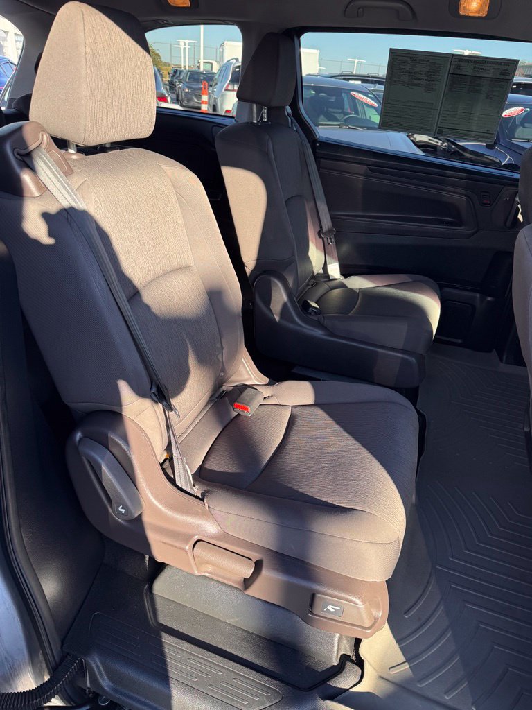 Used 2019 Honda Odyssey LX image 13