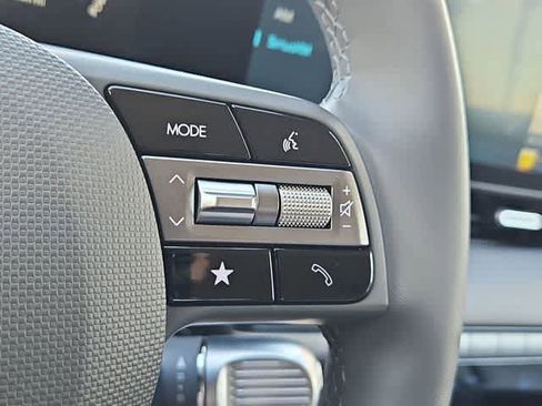 Used 2025 Hyundai Ioniq 5 SEL image 24