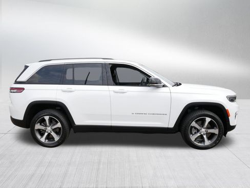 Used 2022 Jeep Grand Cherokee Limited 4xe AWD/4WD image 8