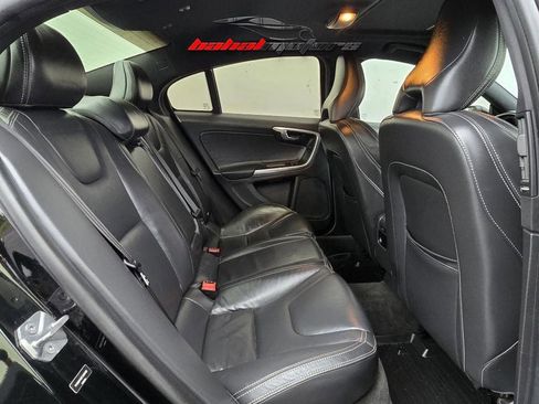 Used 2015 Volvo S60 T5 Premier w/ Convenience Package image 12