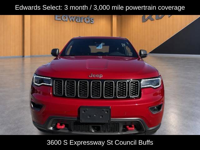 Used 2018 Jeep Grand Cherokee Trailhawk w/ Trailhawk Luxury Group AWD/4WD image 2