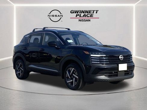 New 2026 Nissan Kicks SV image 4