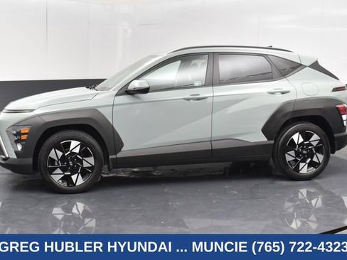 Used 2025 Hyundai Kona SEL FWD image 17