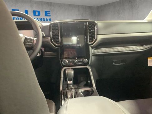 New 2025 Ford Ranger XLT w/ Convenience Package image 11
