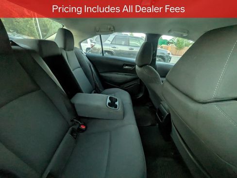 Used 2021 Toyota Corolla LE FWD image 9
