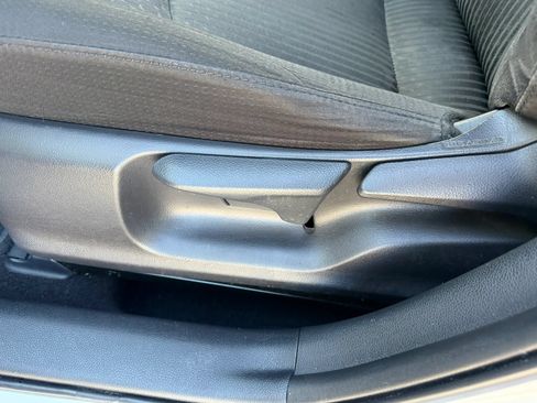 Used 2018 Toyota Prius Prime Plus FWD image 10