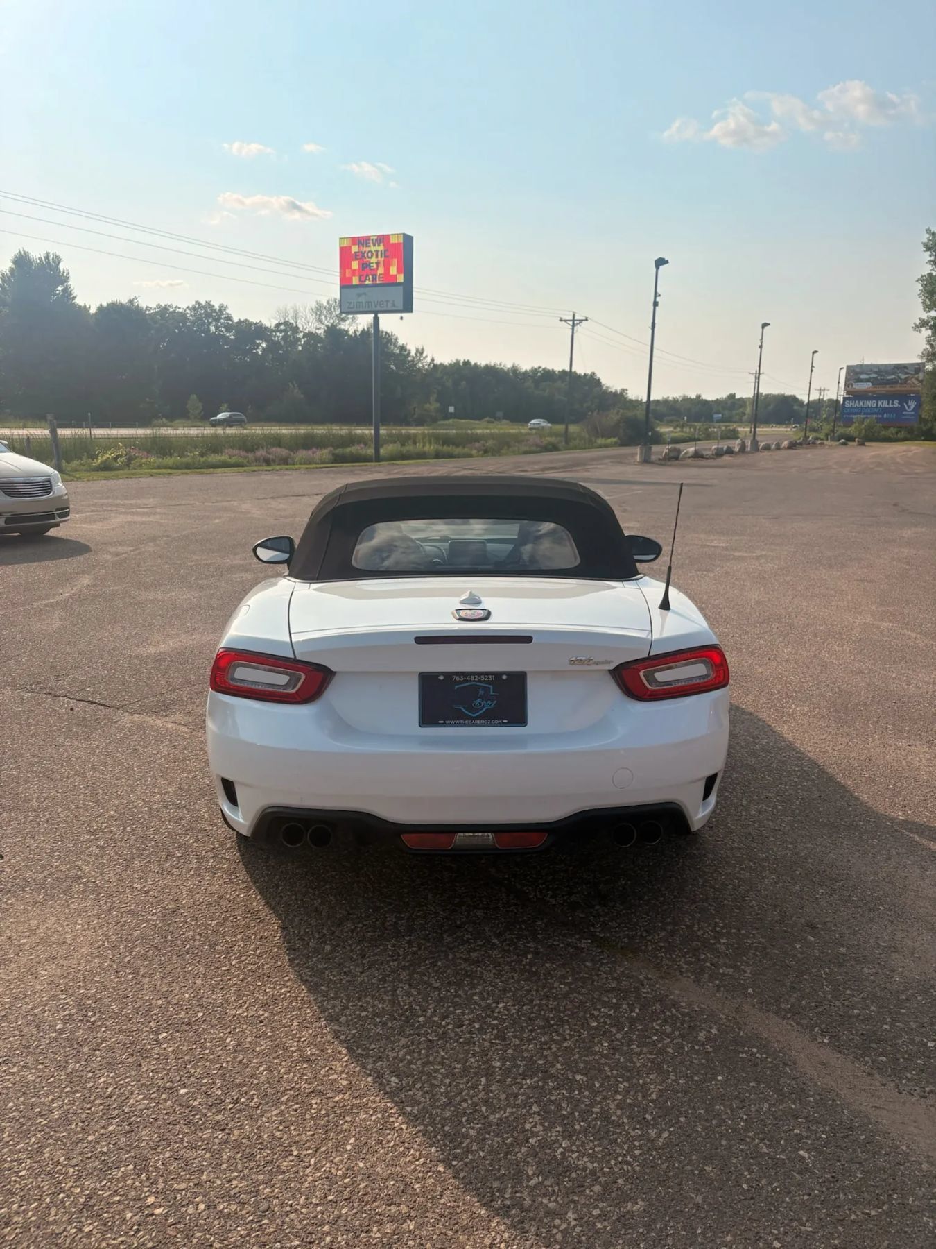 Used 2019 FIAT 124 Spider Abarth w/ Navigation & Sound Group RWD image 7