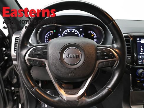 Used 2022 Jeep Grand Cherokee Laredo E w/ Security & Convenience Group image 10