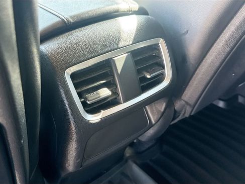 Used 2024 Acura RDX SH-AWD image 25