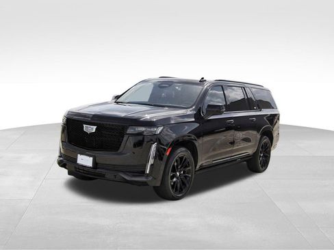 Used 2023 Cadillac Escalade ESV Sport Platinum w/ LPO, Floor Liner Package AWD/4WD image 2
